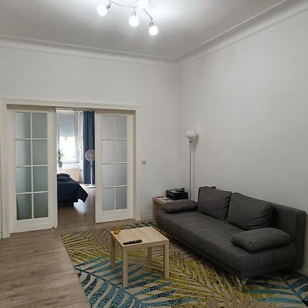 The Brussels-Laken Appartement 外观 照片